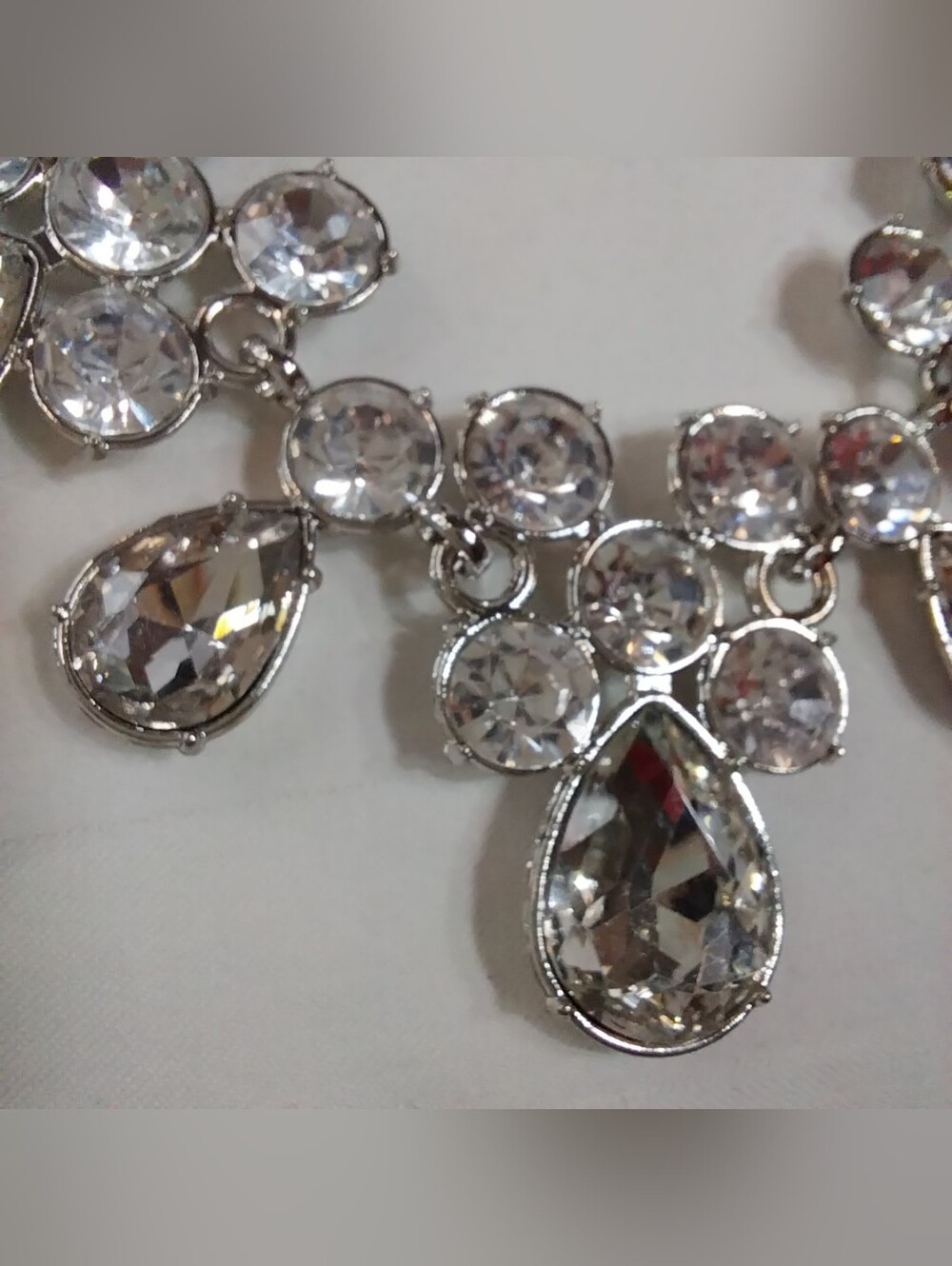 Paparazzi Debutante Drama teardrop rhinestone necklace - Picture 8 of 9